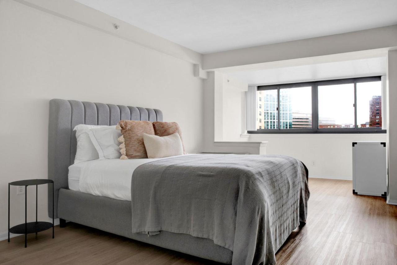 Apartment Spacious Beacon Hill 1br Wviews Gym Bos-495 Boston